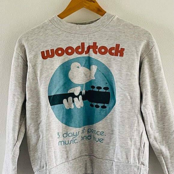 Cotton on wood stock grey sweater. - Picture 2 of 6